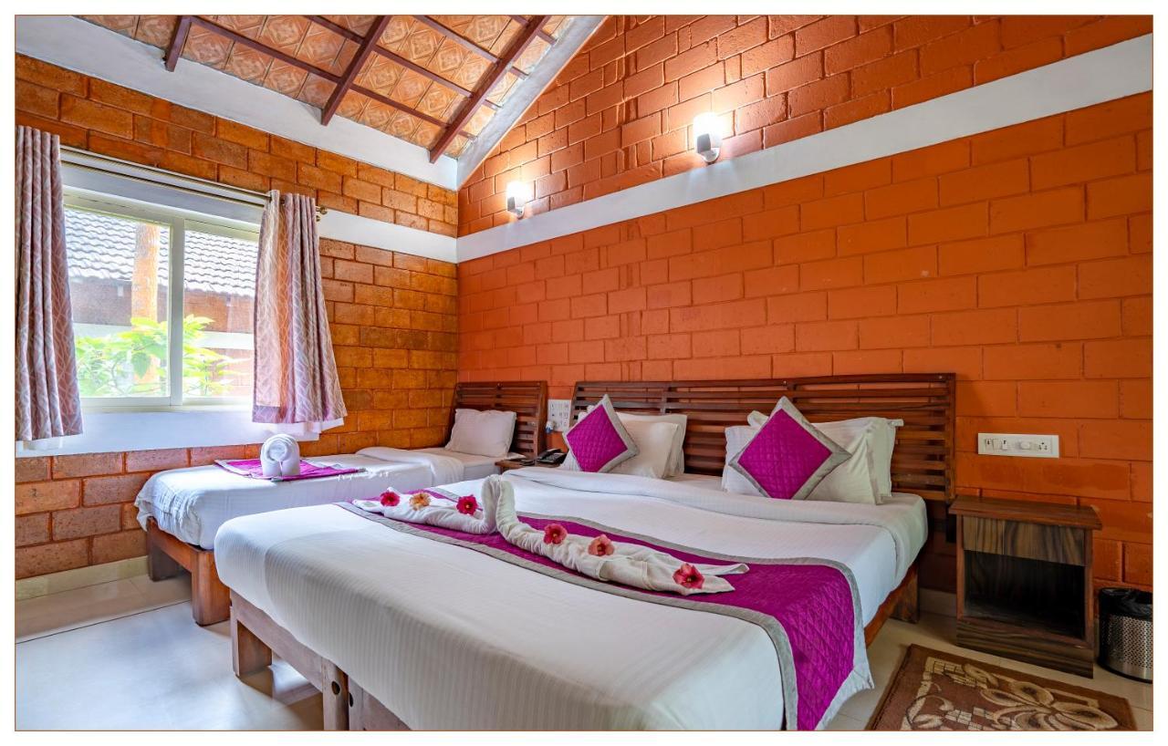 Coffee Grove Resort Chikmagalūr Extérieur photo