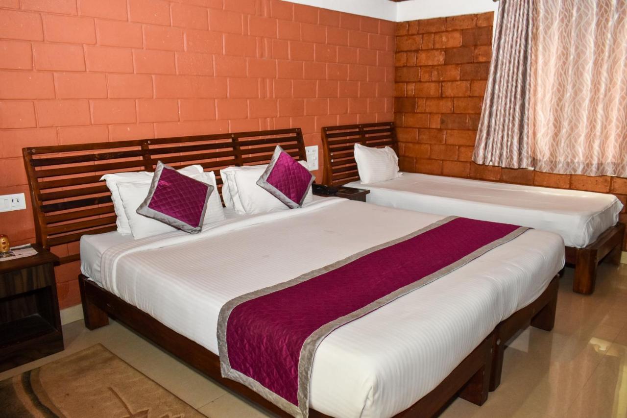 Coffee Grove Resort Chikmagalūr Extérieur photo