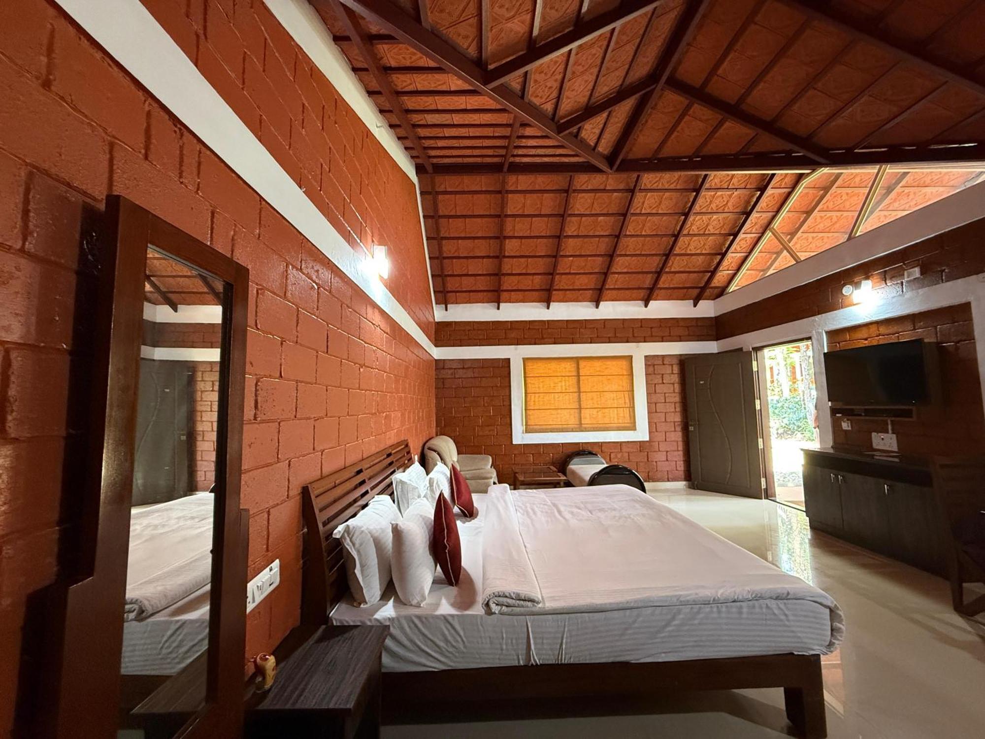 Coffee Grove Resort Chikmagalūr Extérieur photo