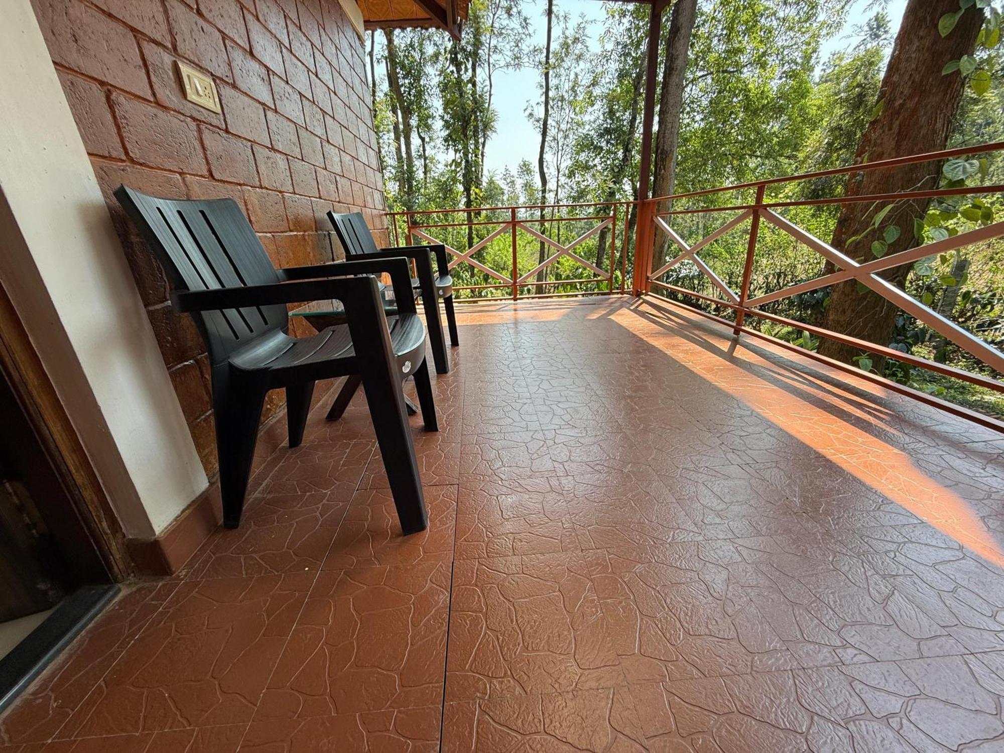 Coffee Grove Resort Chikmagalūr Extérieur photo