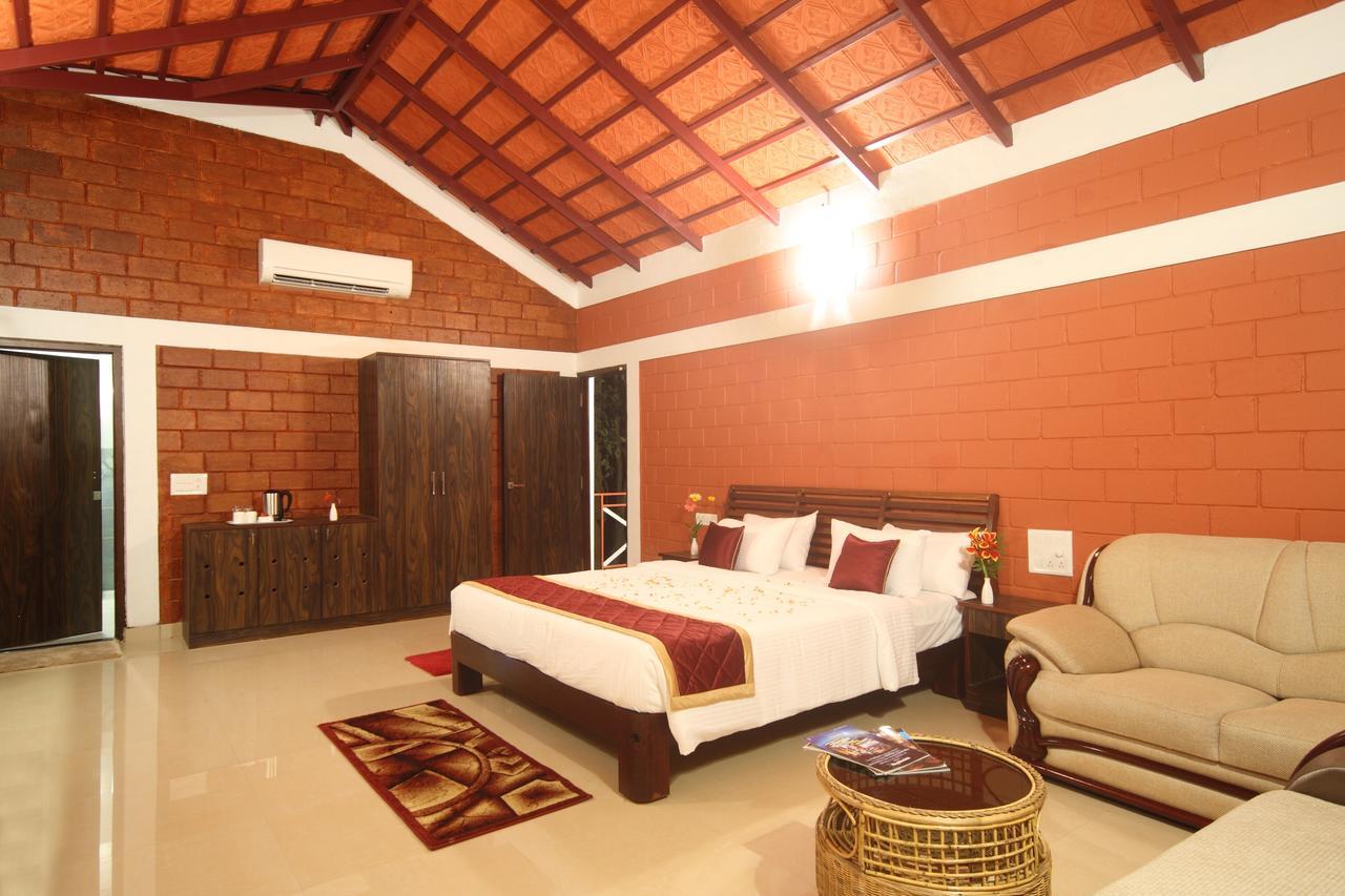 Coffee Grove Resort Chikmagalūr Extérieur photo