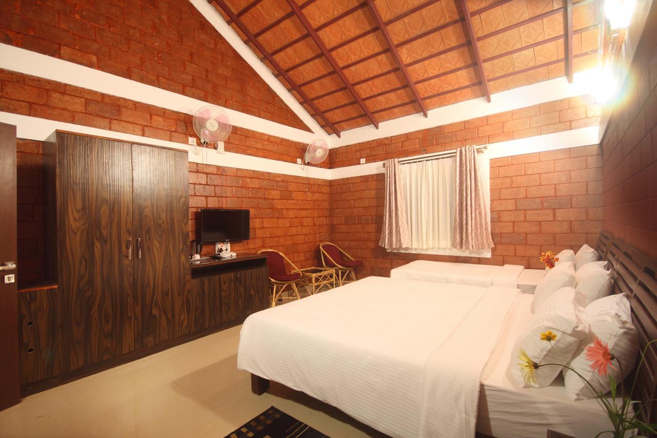 Coffee Grove Resort Chikmagalūr Extérieur photo